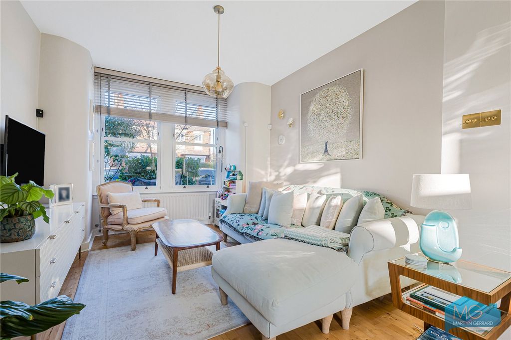 Property photo 2 of 25 Picture No. 69