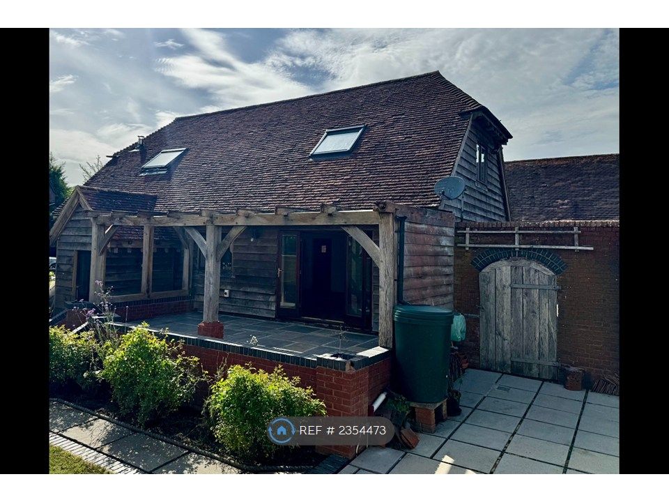 Property photo 3 of 32