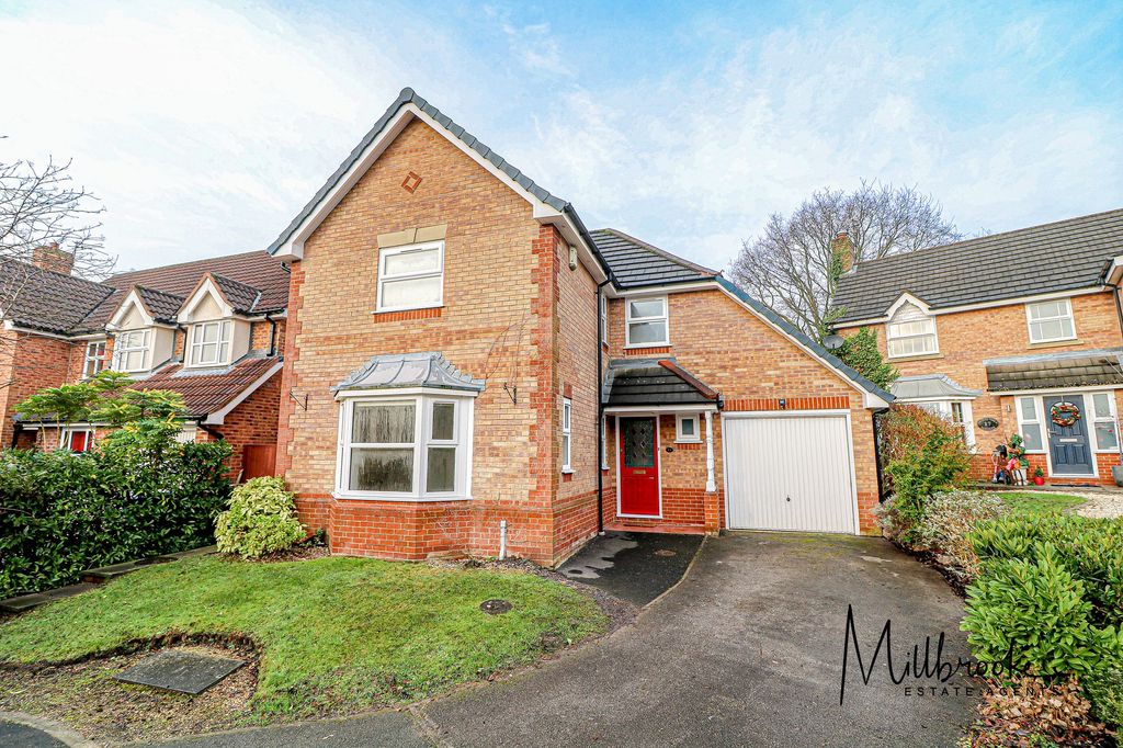 Property photo 1 of 28