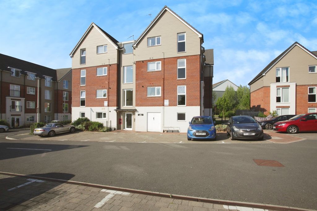 Additional image 16 of 2 bed flat for saleAnton Close, Rugby CV21