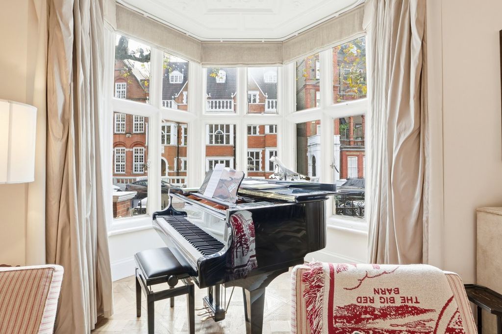 Property photo 3 of 29