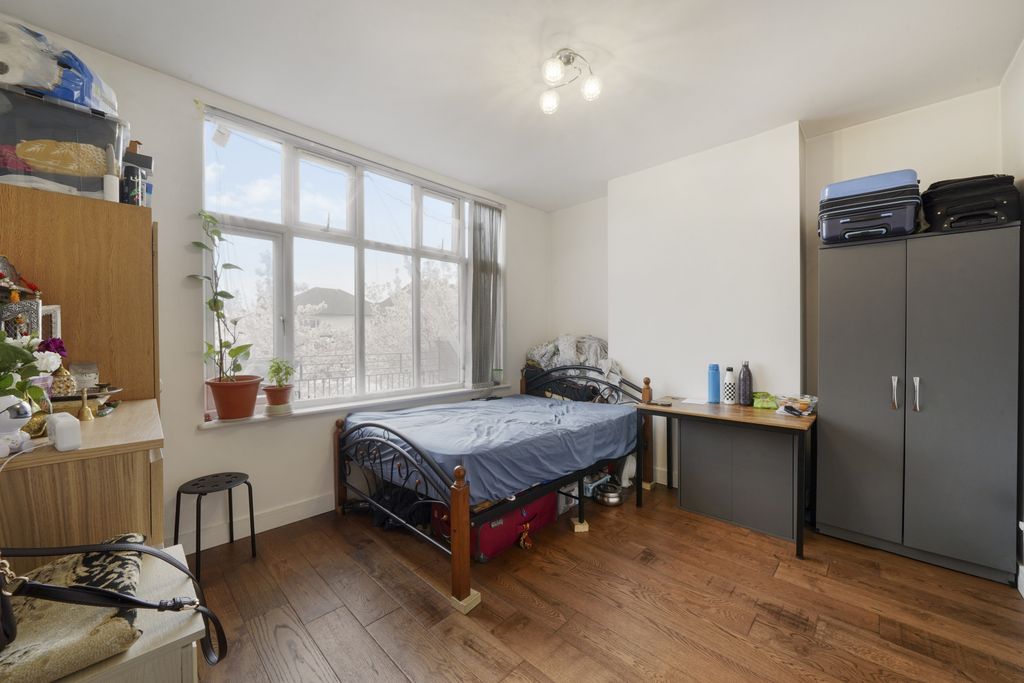 Property photo 2 of 11 Gallery