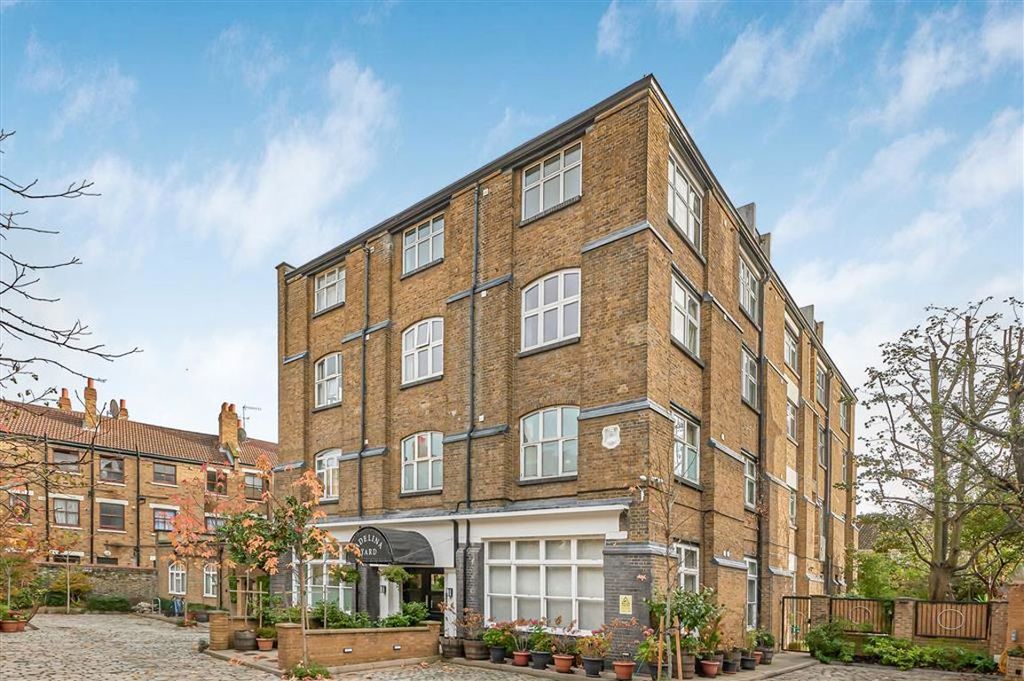 Property photo 1 of 7