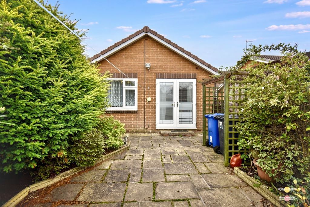 Property photo 3 of 14