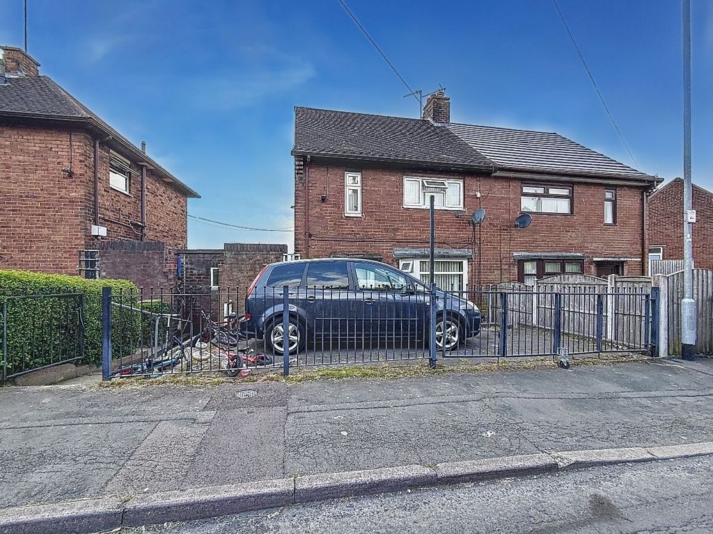 Property photo 1 of 11