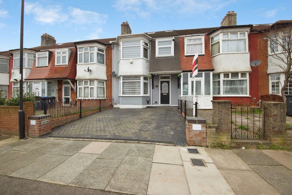 Property photo 1 of 32 Pbox-Img.Jpg