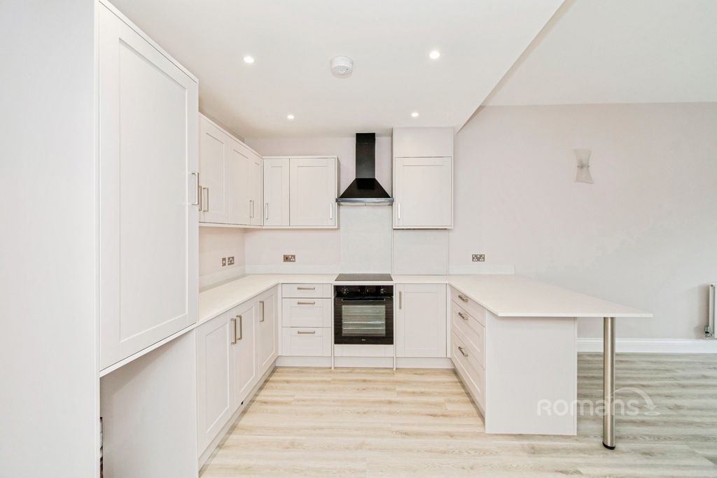 Property photo 1 of 10 Pbox-Img.Jpg