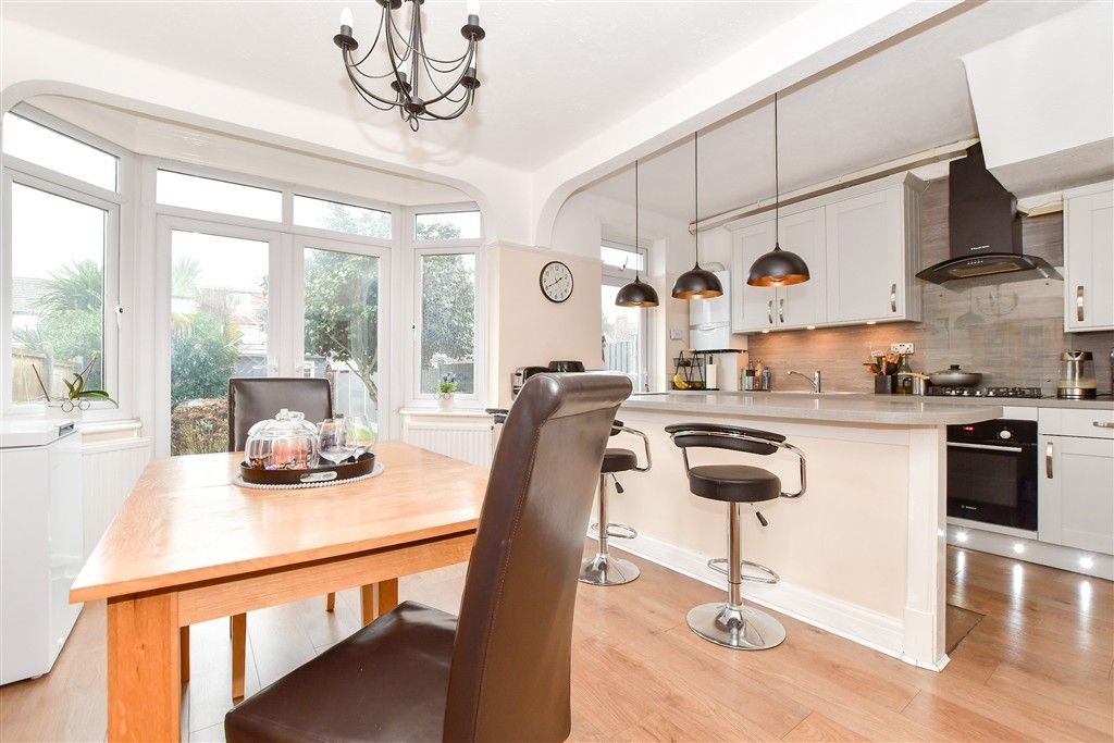 Property photo 3 of 12 Kitchen/Diner