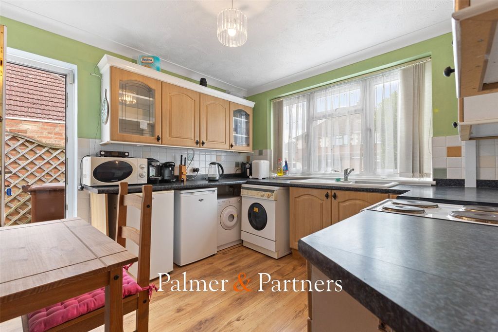 Property photo 2 of 17 Picture No. 03