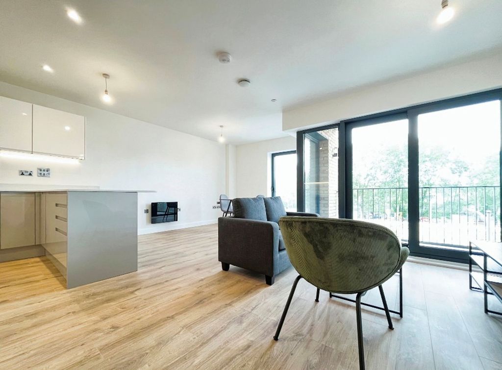 Property photo 1 of 6