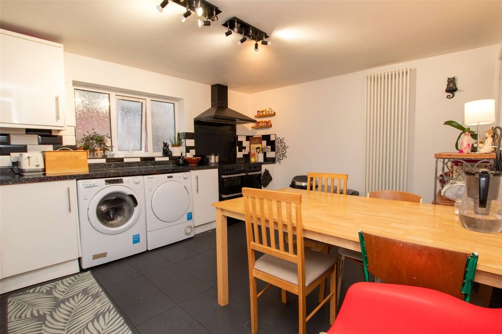 Property photo 1 of 20 Picture No. 29