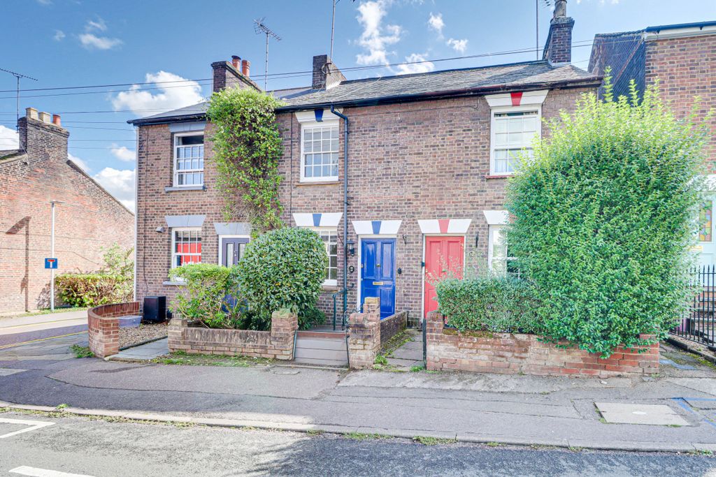 Property photo 1 of 16 External