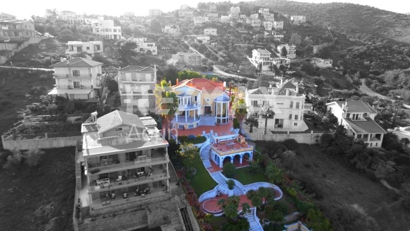 Property photo 2 of 50