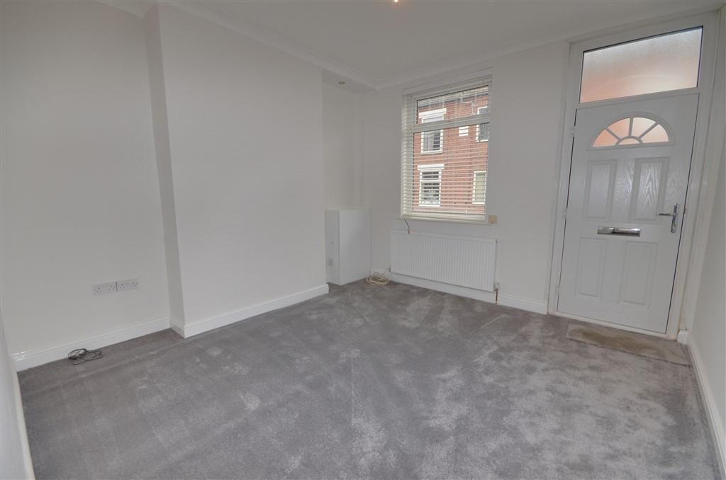 Property photo 3 of 10 Living Room