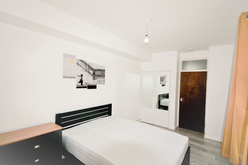 Property photo 1 of 9 Pellew House, Somerford Street, London E1 5DX
