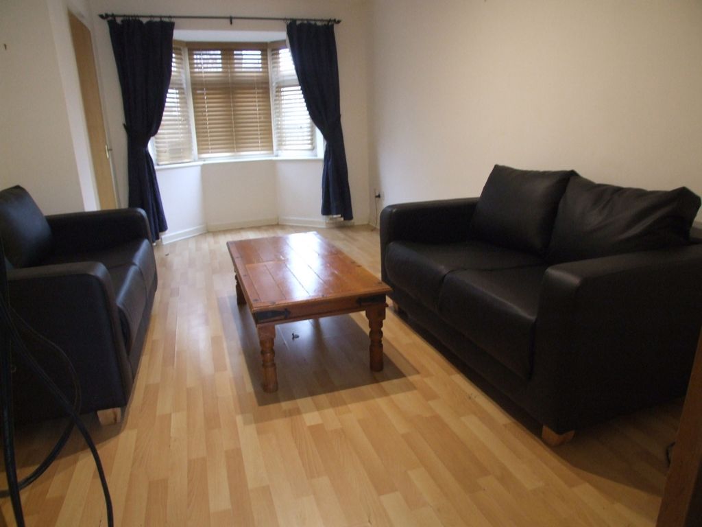 Property photo 2 of 14 Photo 1