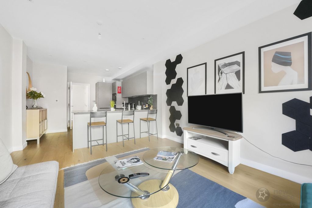 Property photo 2 of 16 Photo 2