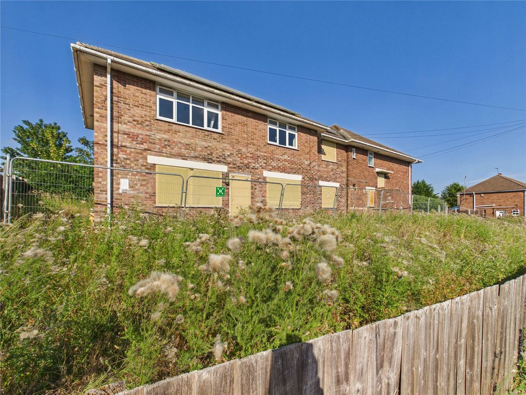 Property photo 3 of 7 Picture No. 04