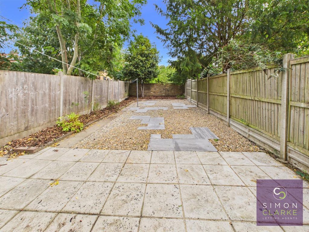 Property photo 2 of 8 Cam05425G0-Pr0182-Still011.Jpg