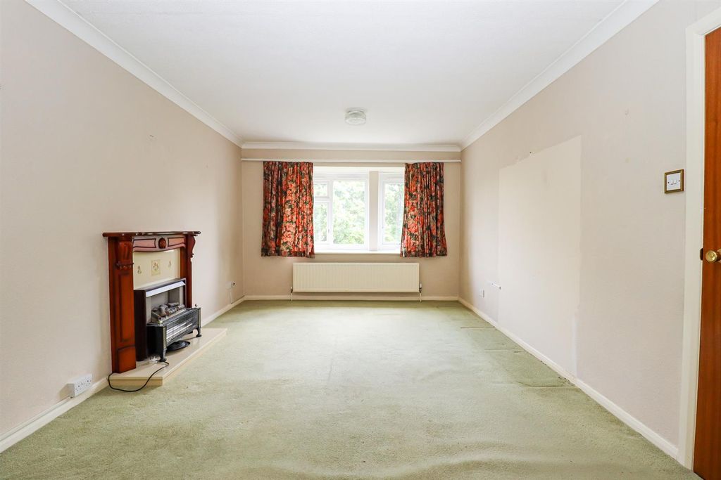 Property photo 2 of 11 Img_7122.Jpg