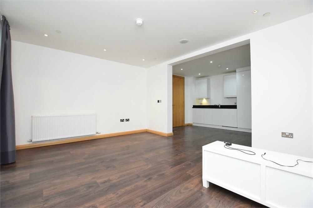 Property photo 1 of 6 2