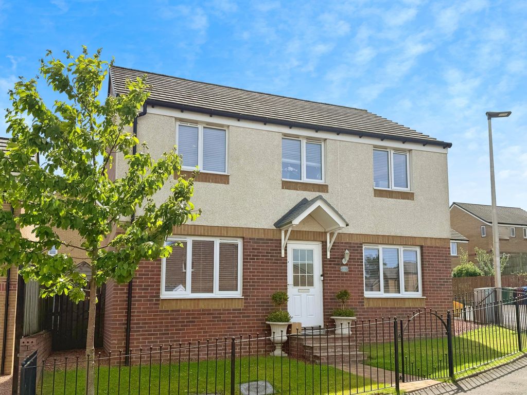 Property photo 1 of 39 External