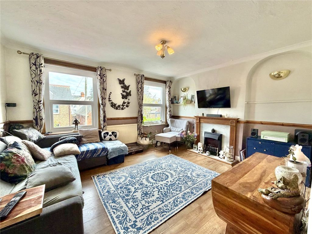 Property photo 2 of 7 Picture No. 04