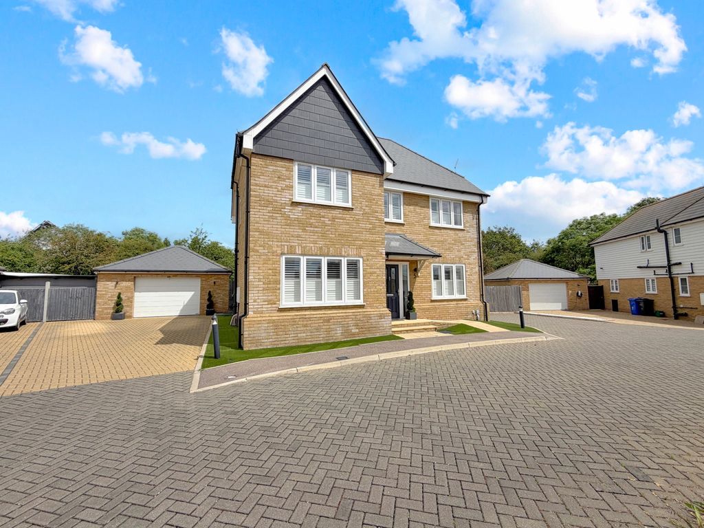 Property photo 1 of 35