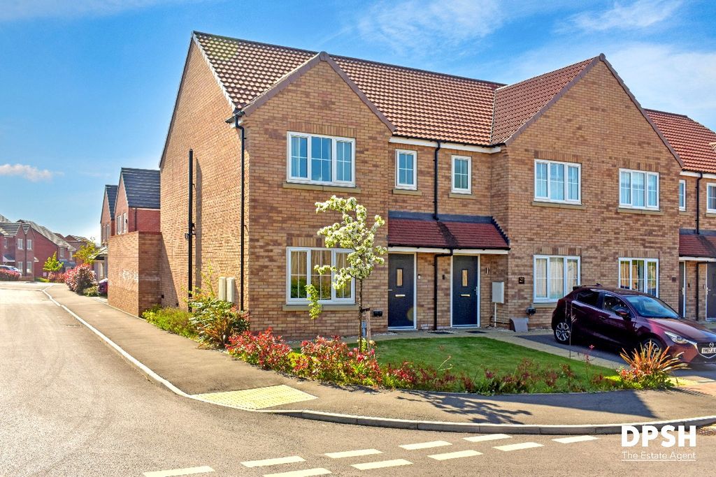 Property photo 1 of 26