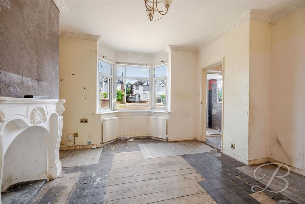 Property photo 3 of 22 Ccltd-6.Jpg