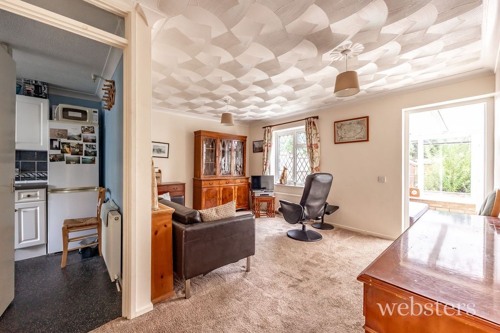 Property photo 3 of 14