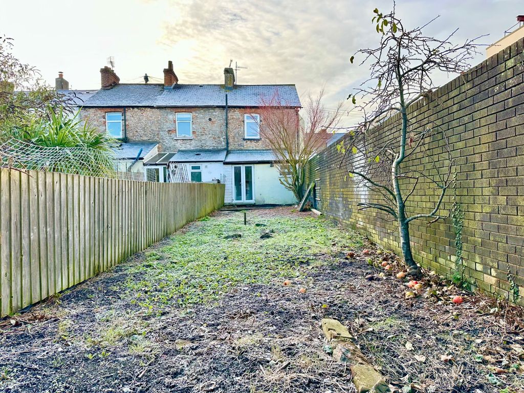 Property photo 2 of 13