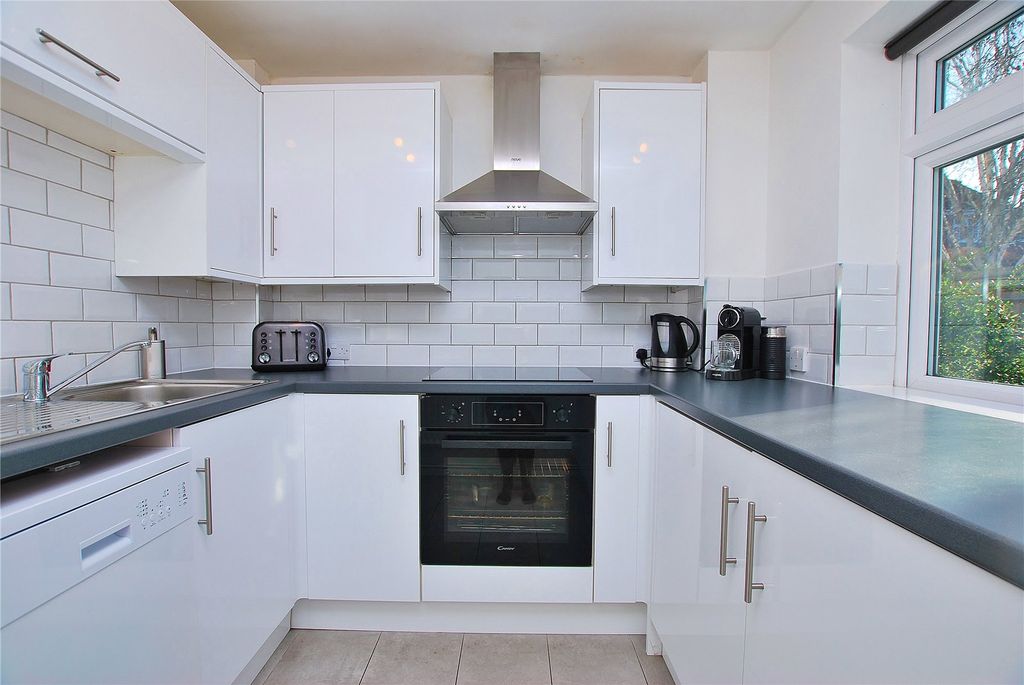 Property photo 1 of 7 Picture No. 06