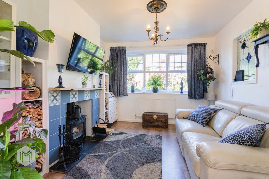 Property photo 2 of 29 Photograph