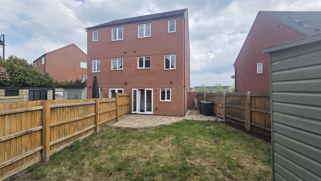 Property photo 1 of 18 81623.Jpg