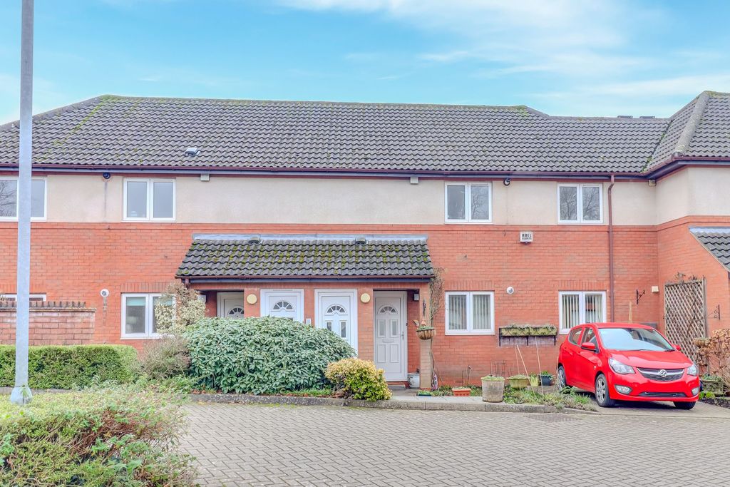 Property photo 1 of 12