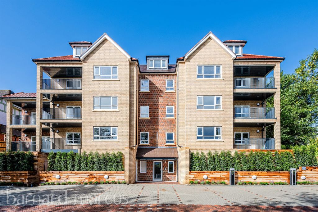 Property photo 1 of 10