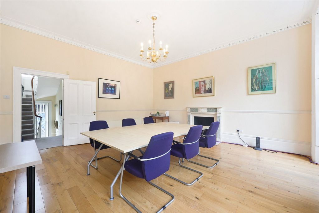 Property photo 3 of 21 Picture No. 22