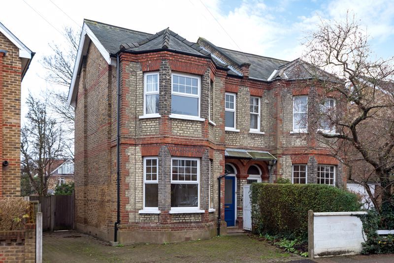 Property photo 1 of 6