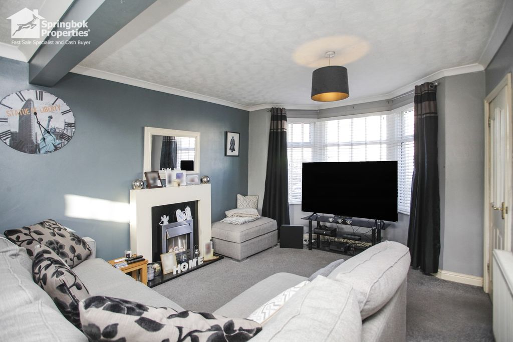 Property photo 2 of 14 Image 2