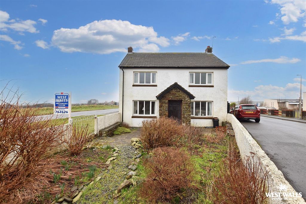 Property photo 2 of 18 15 (33).Jpg
