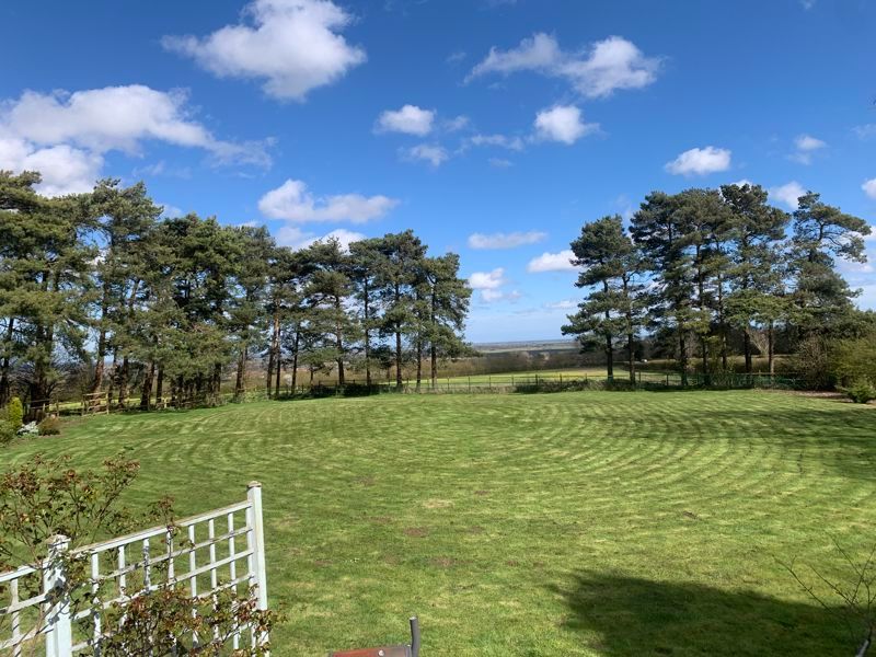 Property photo 2 of 37 Gardens And View