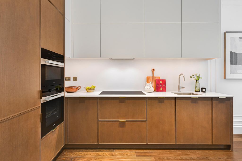 Property photo 2 of 15 Image