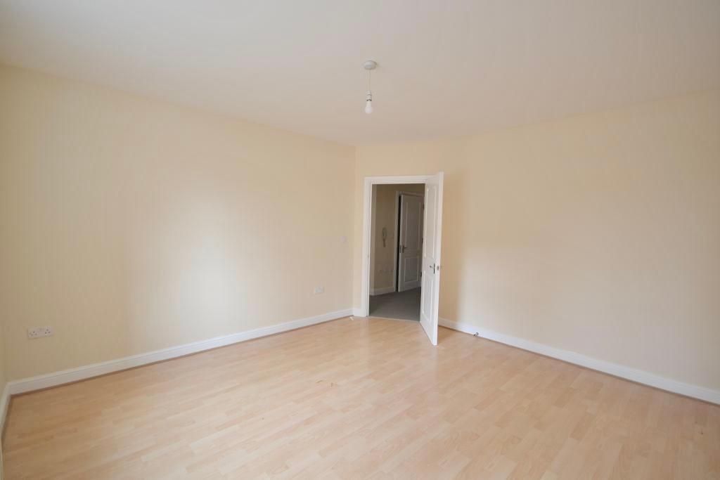 Property photo 3 of 11 Living Dining Room