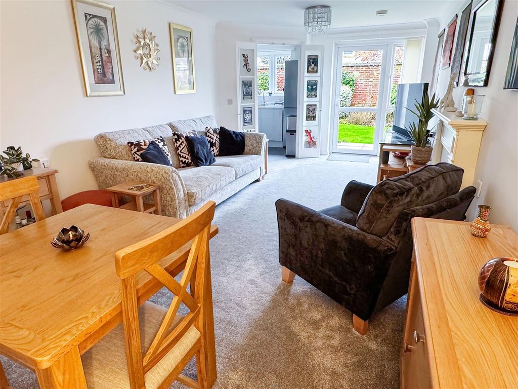 Property photo 2 of 12 Img_2246.Jpg