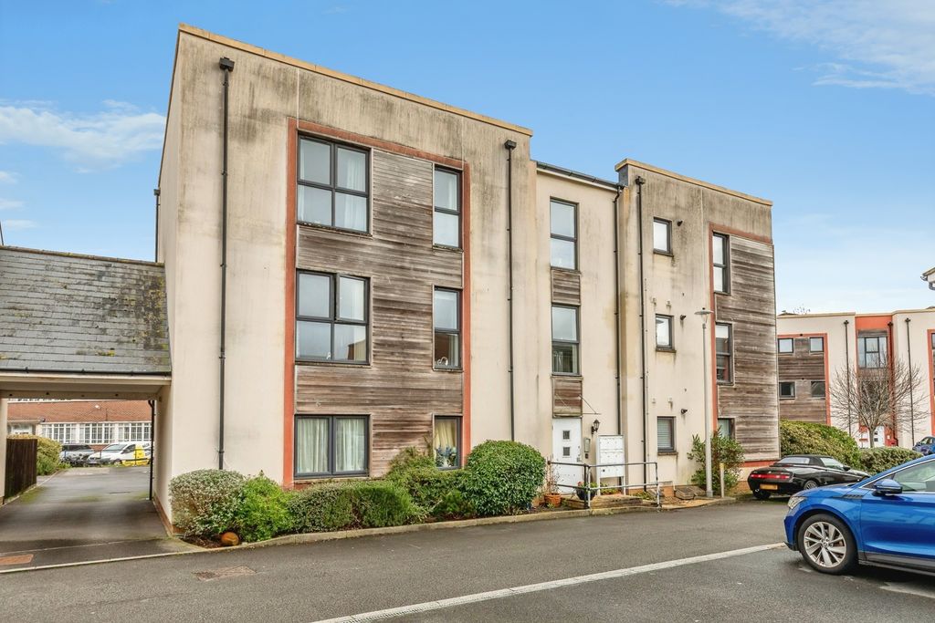 Property photo 2 of 10 Pbox-Img.Jpg