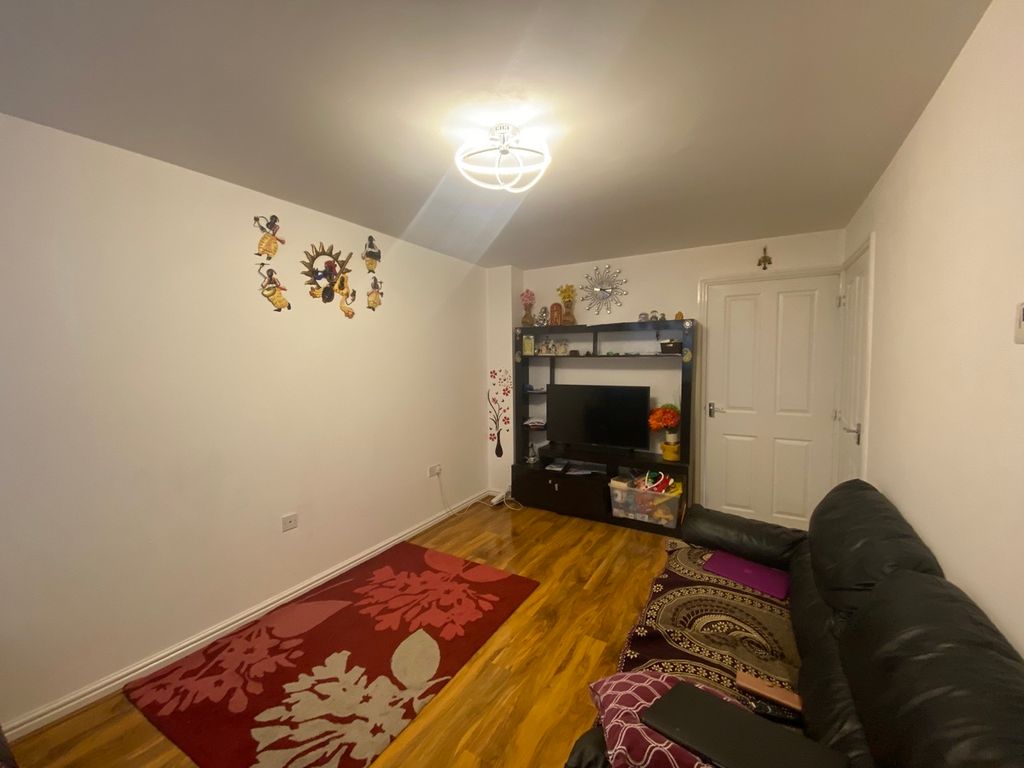 Property photo 3 of 50