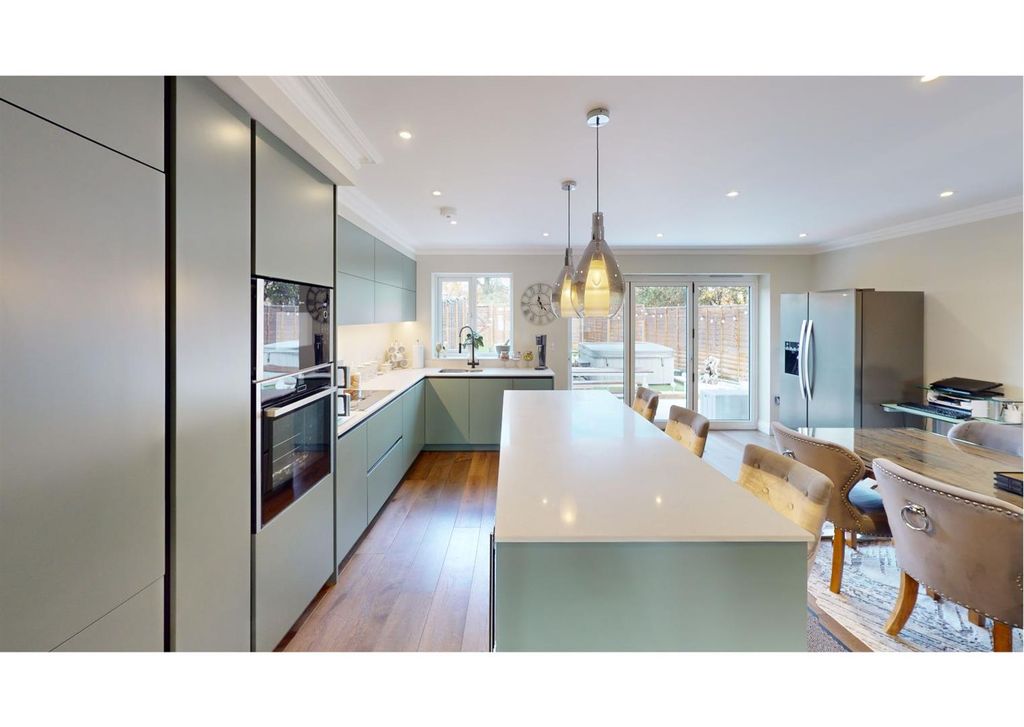 Property photo 2 of 23 17.Jpg