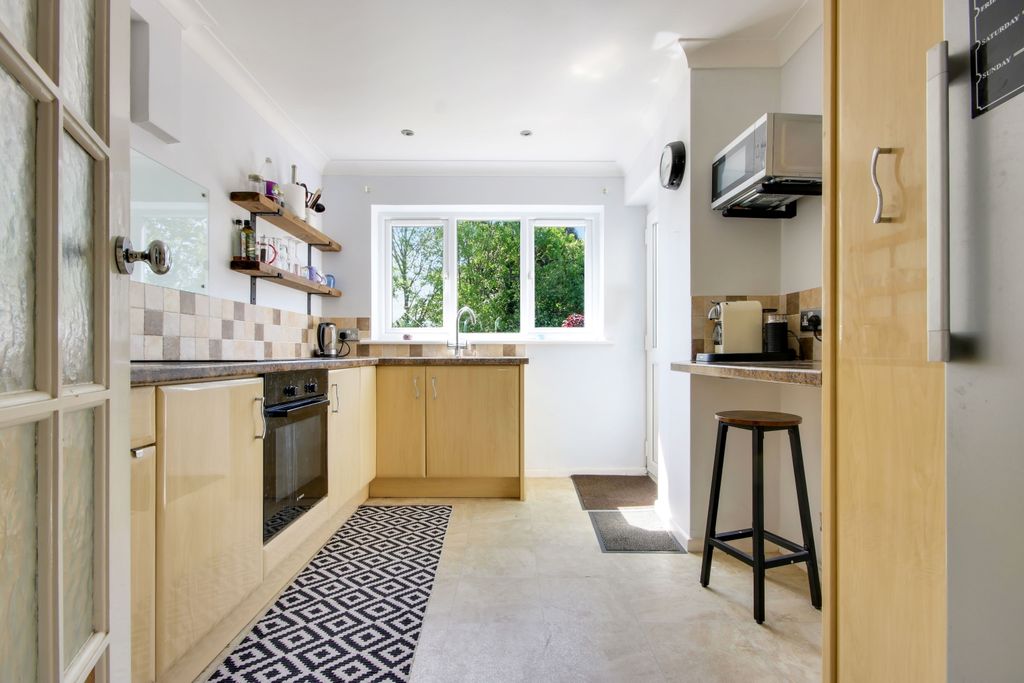 Property photo 2 of 10 Img_8068-Img_8070
