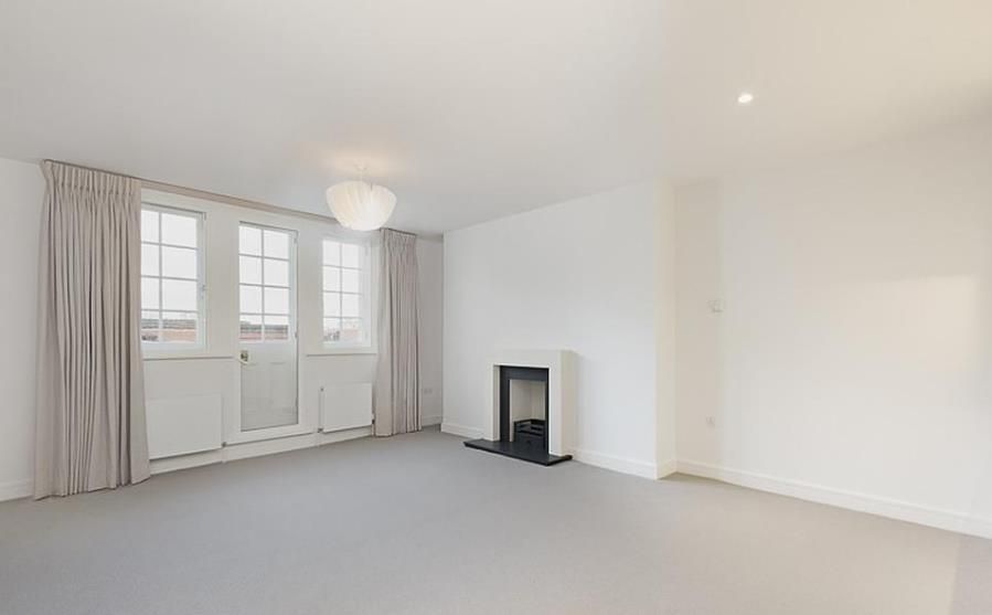 Property photo 1 of 7 33 Chalfont 2 08.08.Png